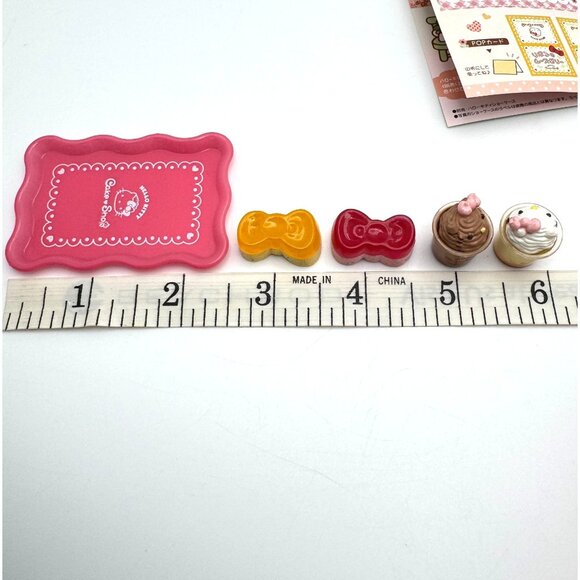 Re-Ment Sanrio Hello Kitty Cake Shop Set 4  Miniature Retired Rare 2012 - Picture 2 of 8
